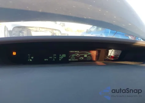 2010 Toyota Prius V z USA, uszkodzony, nr VIN JTDKN3DUXA0153494